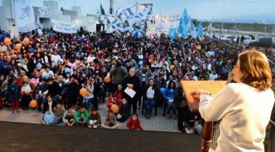 �No tengo otro anhelo que incluir a m�s catamarque�os en una vida digna�