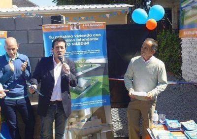 Nardini present� su programa de viviendas para Malvinas Argentinas