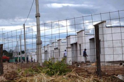 Prev�n la entrega de 200 casas reci�n a principios del a�o que viene