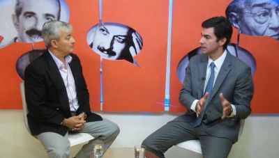 Urtubey se ir�a con Scioli, pero solo un par de meses