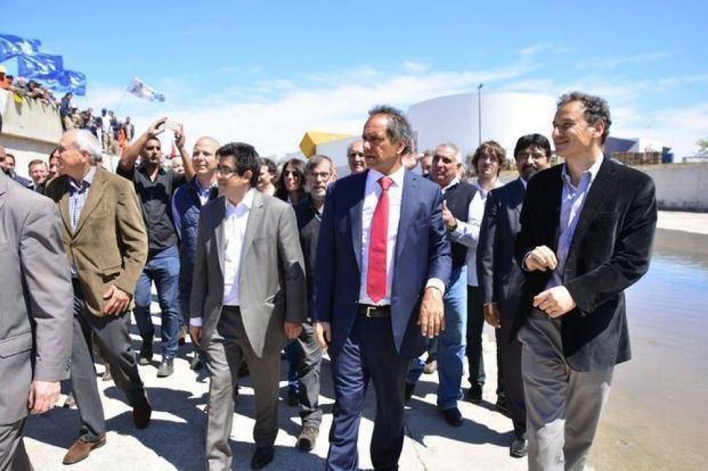 Inauguraron un tramo de la obra para sanear el cauce del arroyo El Gato