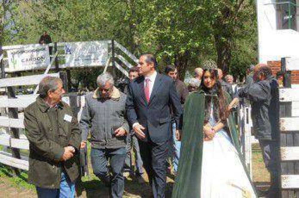 Qued� inaugurada la XVII Exposici�n Rural Dolores