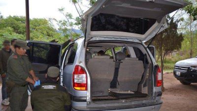 Gendarmer�a incaut� mas de 49 kilos de droga acondicionados en un auto