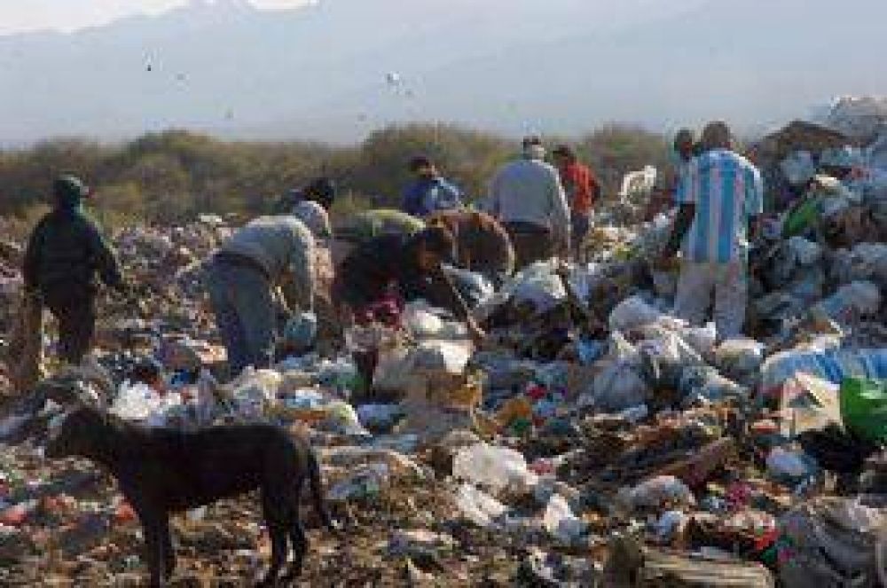 La basura: fuente de ingreso econ�mico para 31 familias