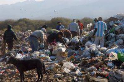 La basura: fuente de ingreso econ�mico para 31 familias