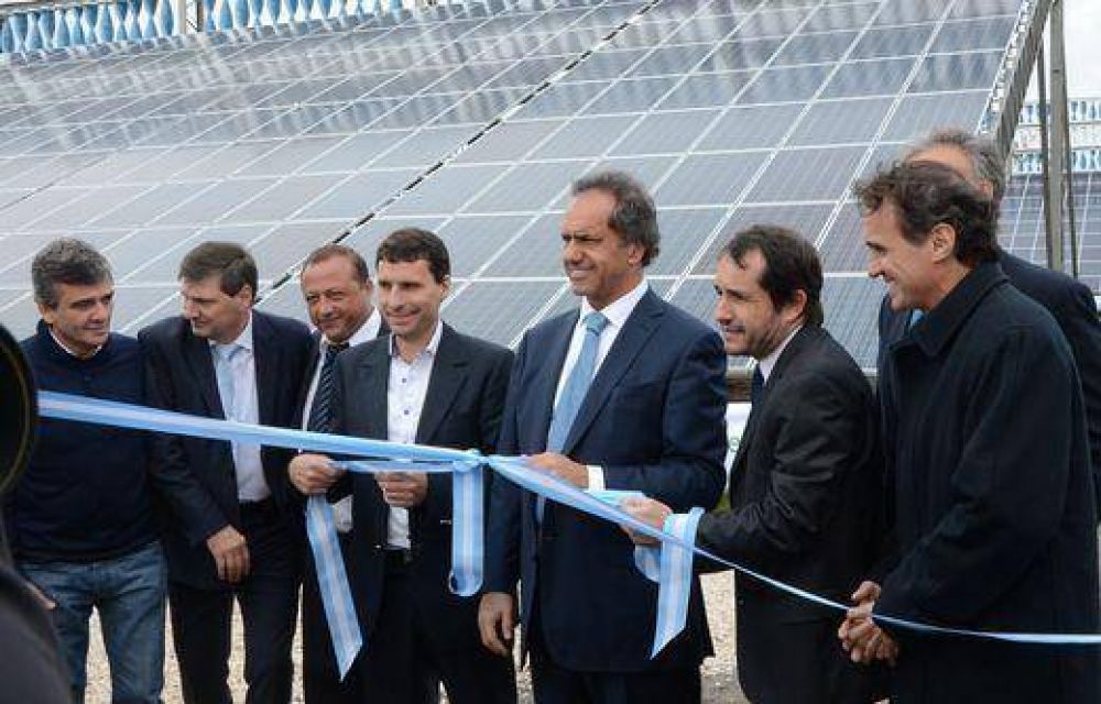 Inauguraron el Parque de Energa Solar y Elica Papa Francisco