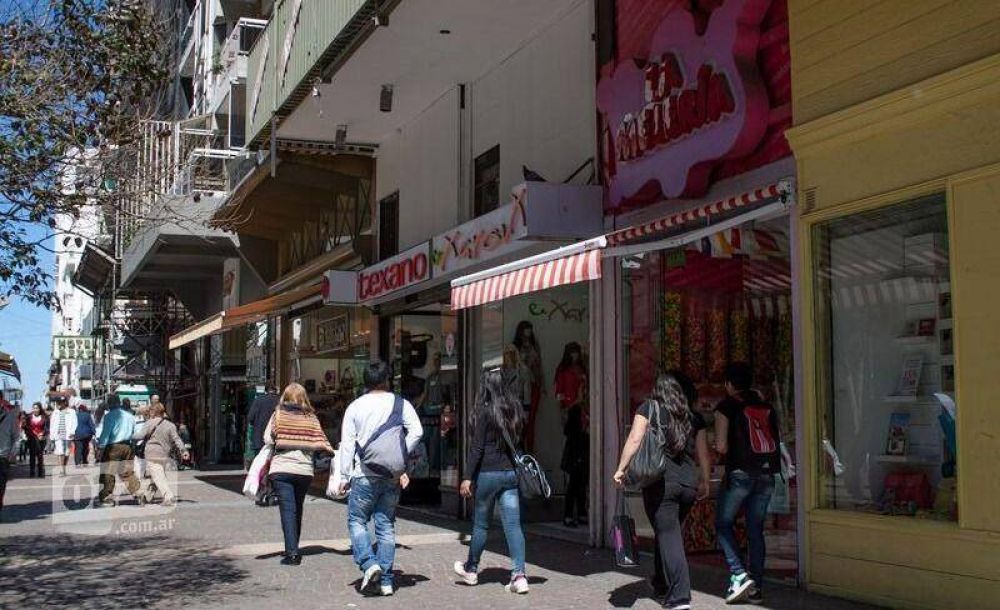 En el fin de semana largo, los turistas motorizaron el comercio marplatense