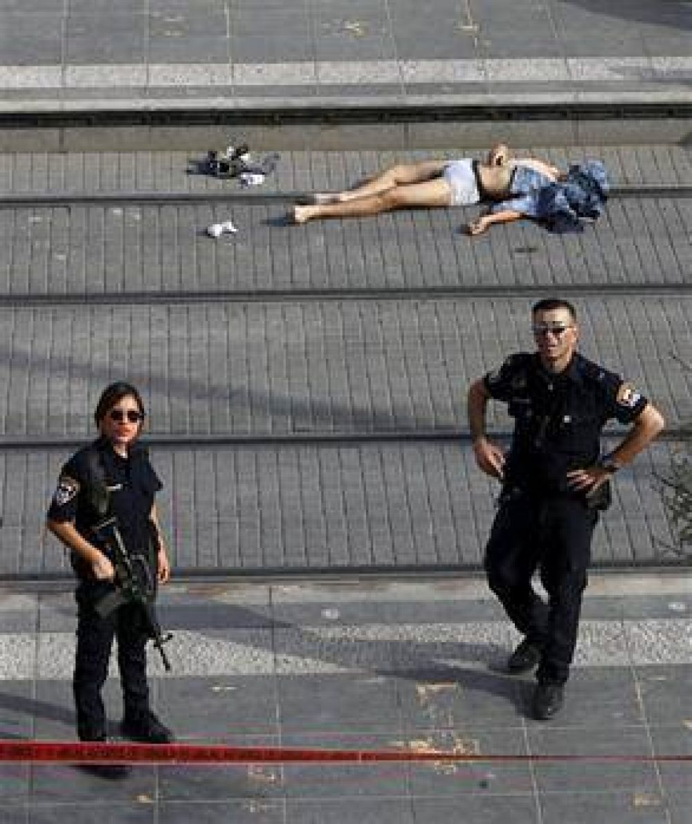 El cuchillo se empieza a convertir en el s�mbolo de una posible intifada