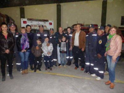 M�s de 640 mil pesos en equipamiento para los Bomberos de Treinta de Agosto