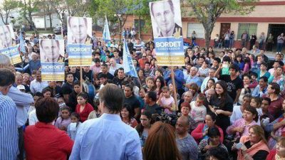 Bordet encabez� un acto pol�tico en Feliciano