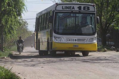 Comienza la pavimentaci�n de calle Bernardo de Irigoyen