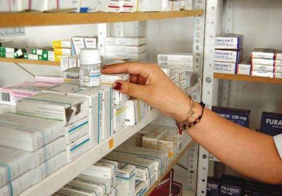 Farmac�uticos locales adhieren al pedido de recetar por gen�ricos