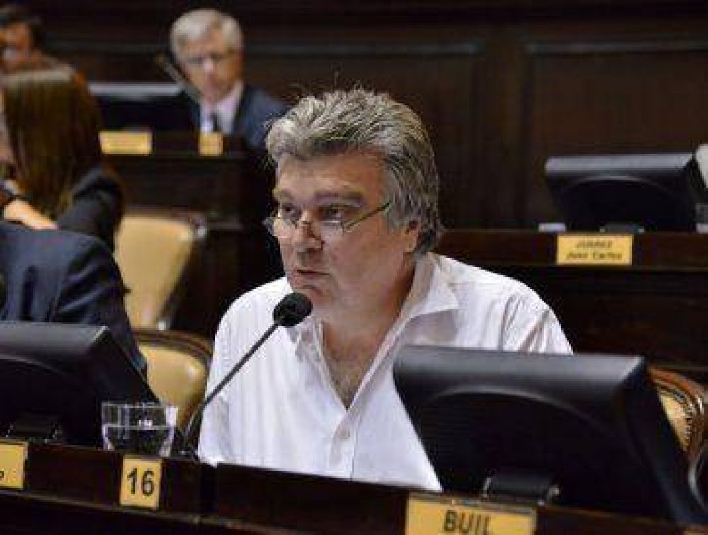 Dos autos rotos y el �ndice hacia Insaurralde