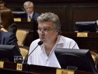 Dos autos rotos y el �ndice hacia Insaurralde