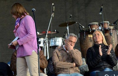 Duras cr�ticas del campo a los candidatos oficialistas