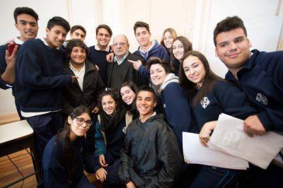 Arroyo: �si ca�mos en tantos problemas es por la educaci�n que tenemos�