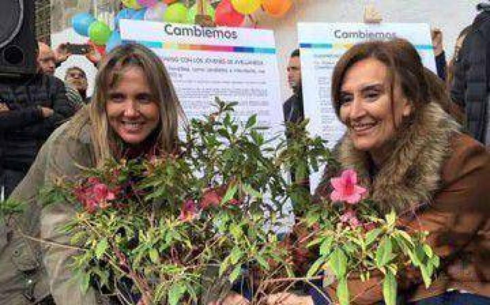  Michetti y Gladys Gonz�lez presentaron sus propuestas para una Avellaneda Inclusiva
