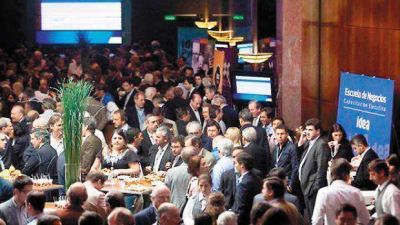 Los candidatos presidenciales hacen su �road show� electoral ante los empresarios m�s fuertes del pa�s