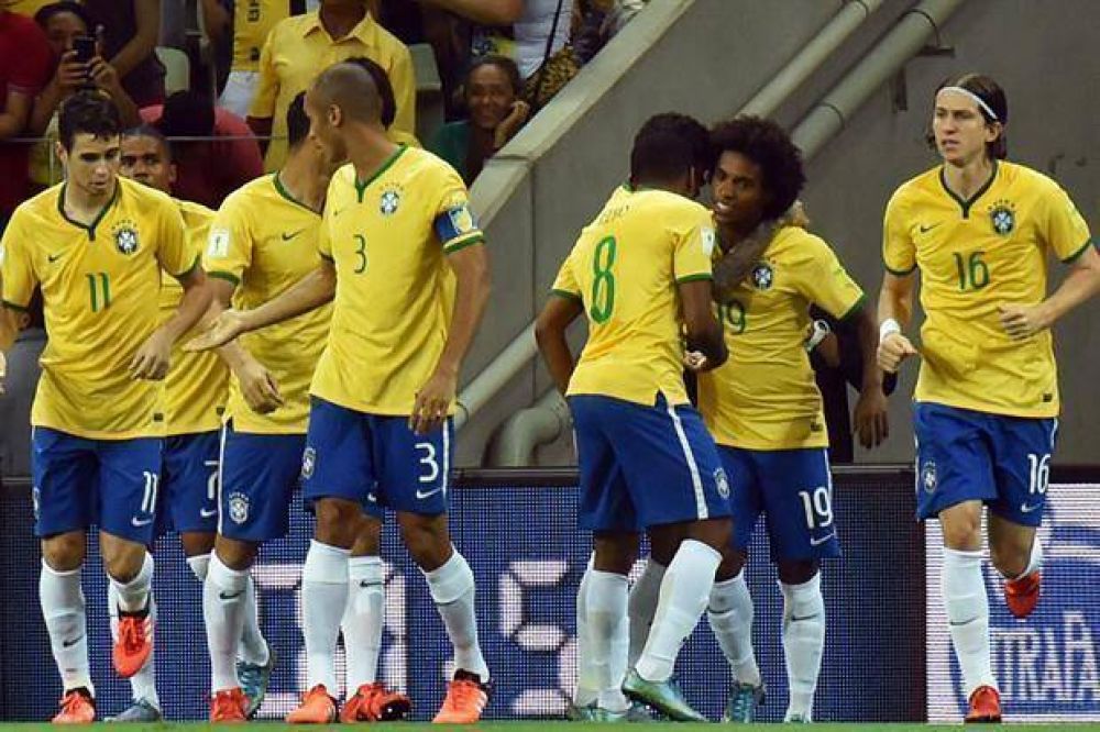 Brasil le gan por 3-1 a Venezuela y sum sus primeros tres puntos