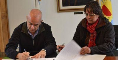 Se firm� convenio de creaci�n del Vivero Municipal