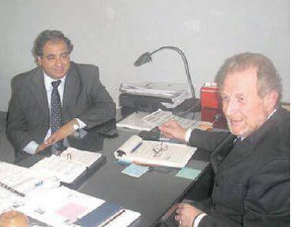 Llega el Defensor del Pueblo adjunto de la Naci�n.