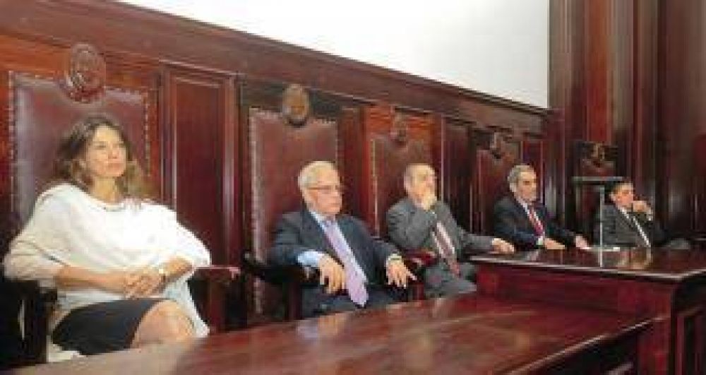 Corte Suprema: Se suspendi� una vez m�s la elecci�n del presidente