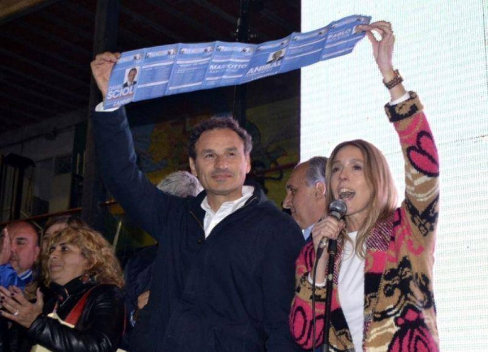 El intendente de La Plata re�ne m�s de 20 mil adherentes de cara a la elecci�n