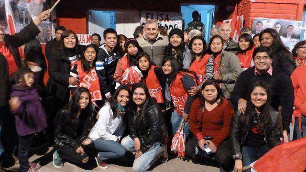 Morales � �luchamos por el cambio, no dejamos que nos roben los sue�os�