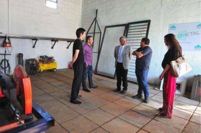 El gobernador Poggi visit� ocho nuevas empresas en la ciudad de San Luis