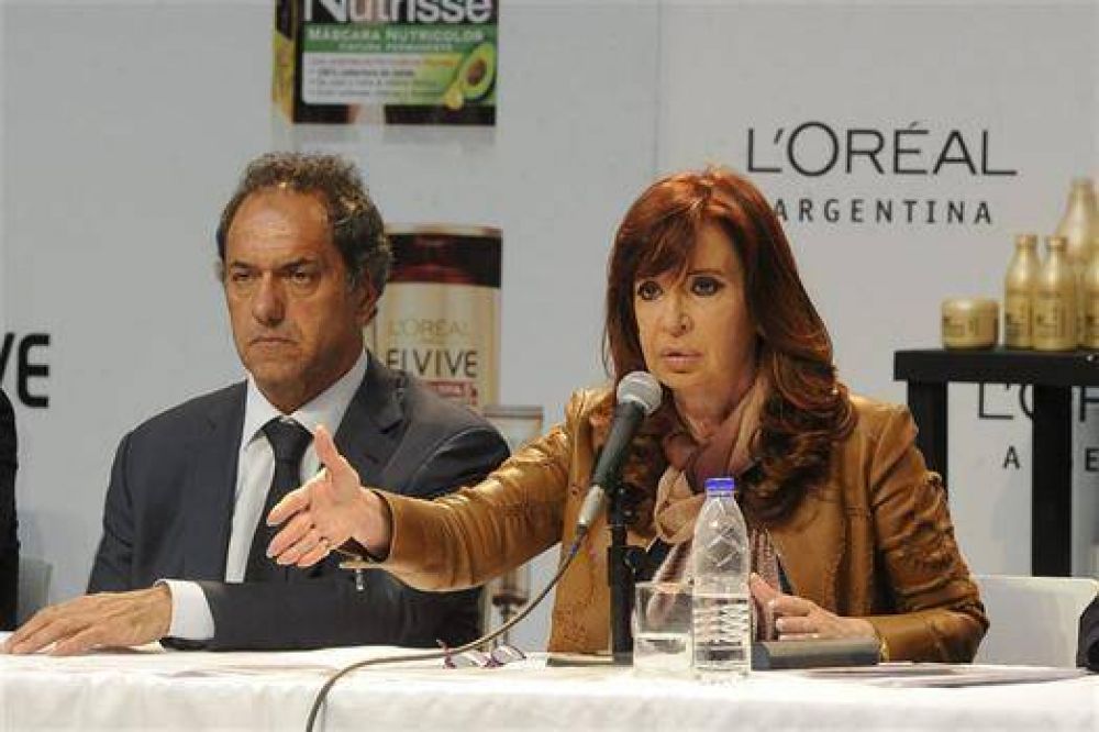 Cristina eludi� la veda electoral y busc� condicionar a su candidato