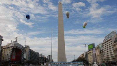 El reclamo del campo lleg� al Obelisco 