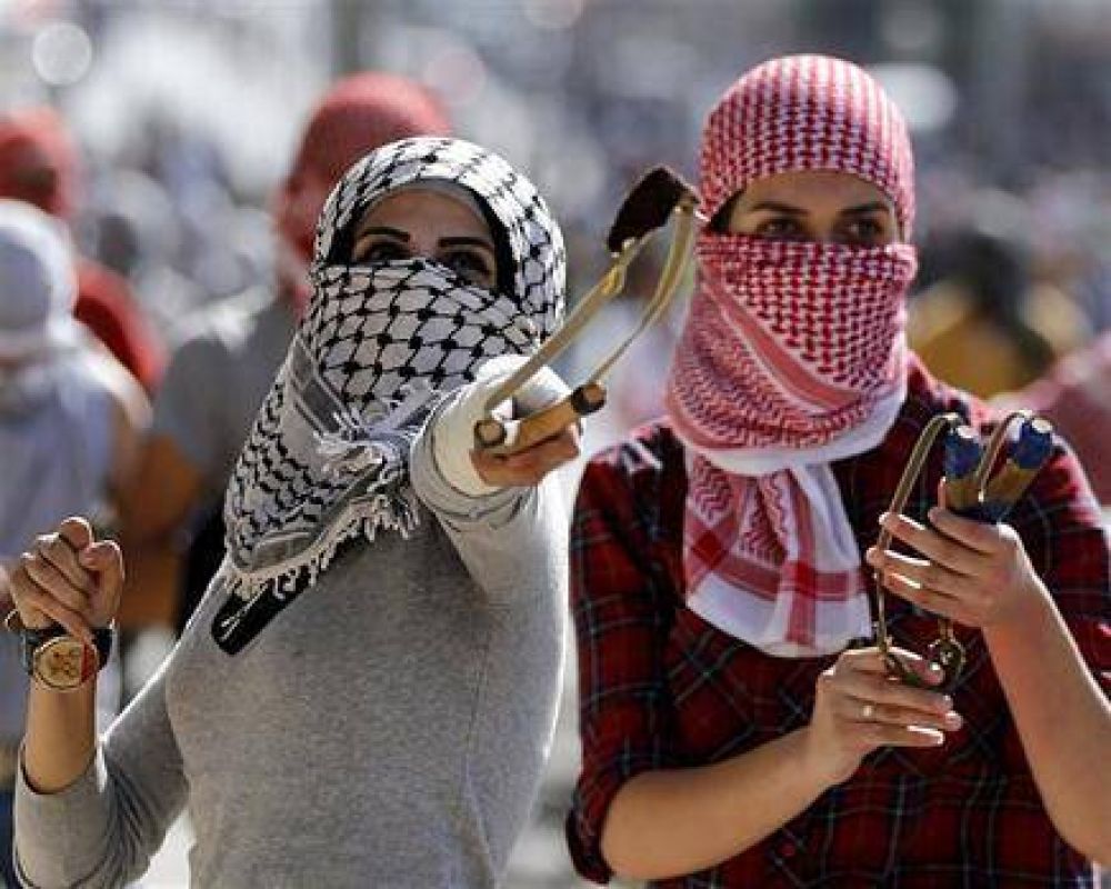 Se aviva la tensin: Israel militariza las calles y bloquea barrios palestinos