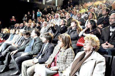 Apuntando al turismo, el trabajo, la producci�n y el conocimiento