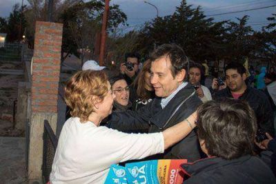 Costa afirm� que crear� �la YPF santacruce�a�