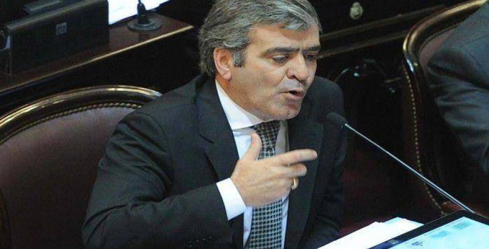 Cano anticip� que podr�a acudir a la Justicia nacional con un per saltum
