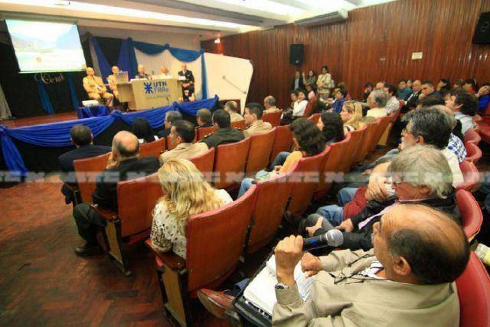 Acuerdan formar un gabinete regional fluvio-mar�timo