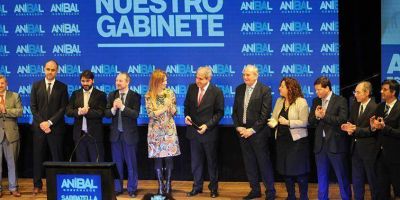 An�bal prometi� un parque industrial en cada municipio