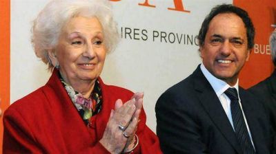 Ahora, Estela de Carlotto niega haber definido a Scioli como 