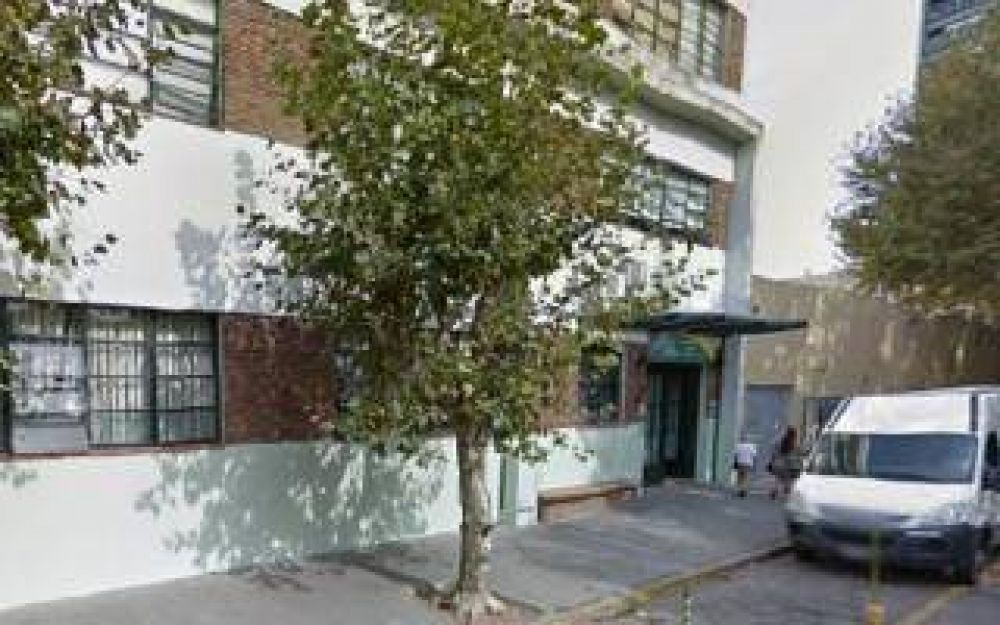 Quilmes: Muri� alumno mientras estaba en la escuela