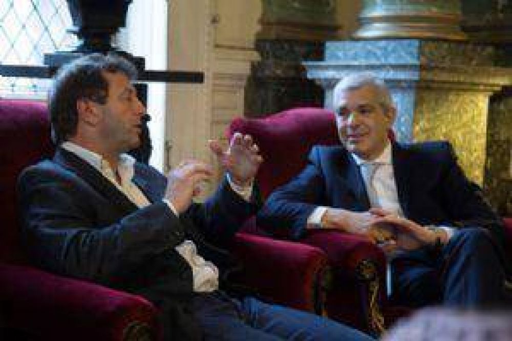 Speranza present� a Dom�nguez el proyecto de la Universidad Nacional de Chivilcoy
