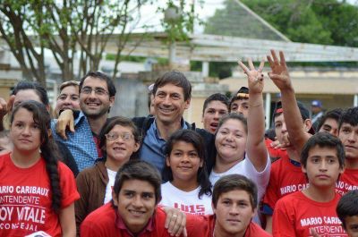 Naidenoff culmin� exitosa gira por el norte provincial