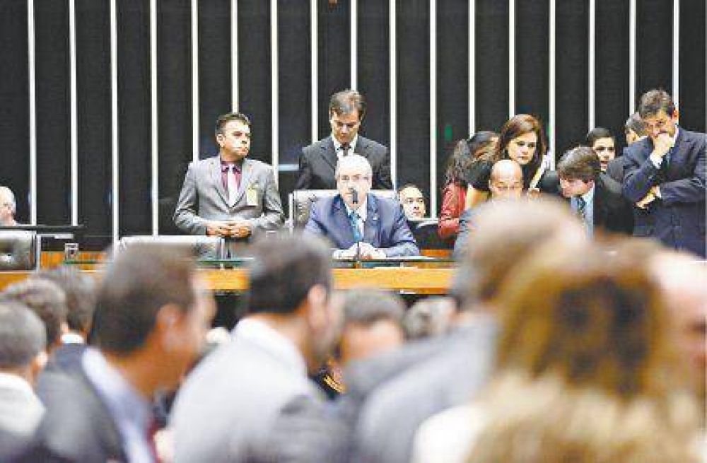 Brasil: se divide la oposici�n tras fracasar el juicio pol�tico