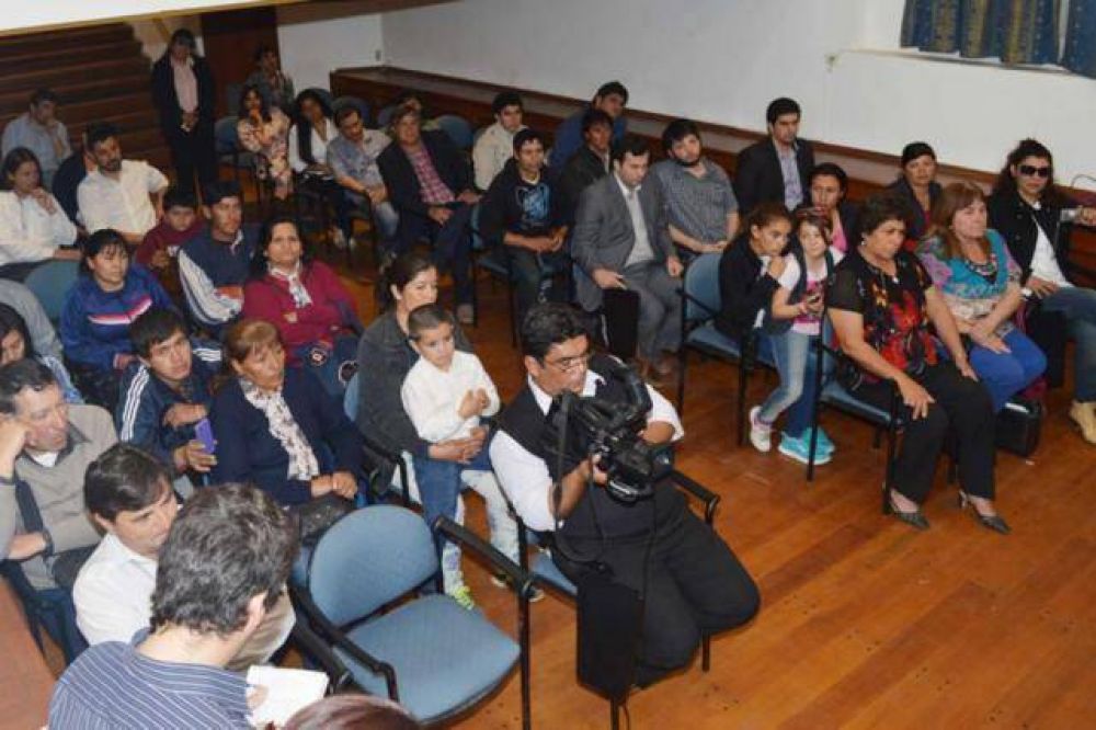 El Gobierno soluciona un viejo conflicto de tierras en La Simona