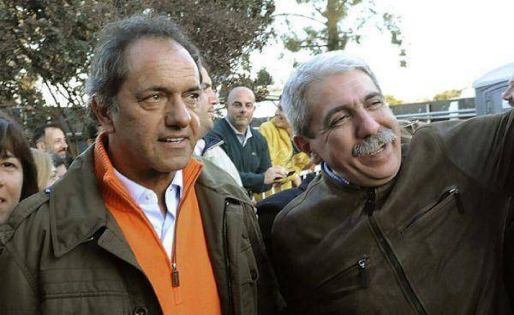 Encuesta: DOS al filo de los 40, An�bal por 3