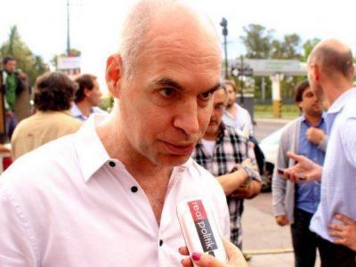 Rodr�guez Larreta desembarc� en La Plata para presentar el proyecto de Metrob�s y apoyar a su candidato local