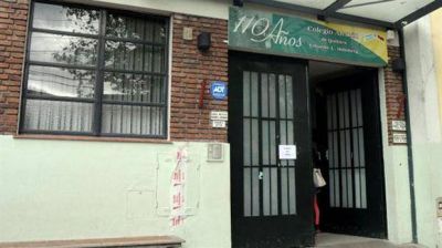 Ten�a 13 a�os, se descompuso en el aula y muri�