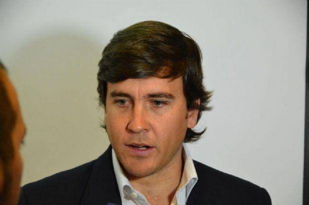 Mat�as Posadas quiere limitar la reelecci�n del cargo de Gobernador en Salta