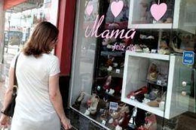 El comercio aguarda con expectativa la celebraci�n del D�a de la Madre