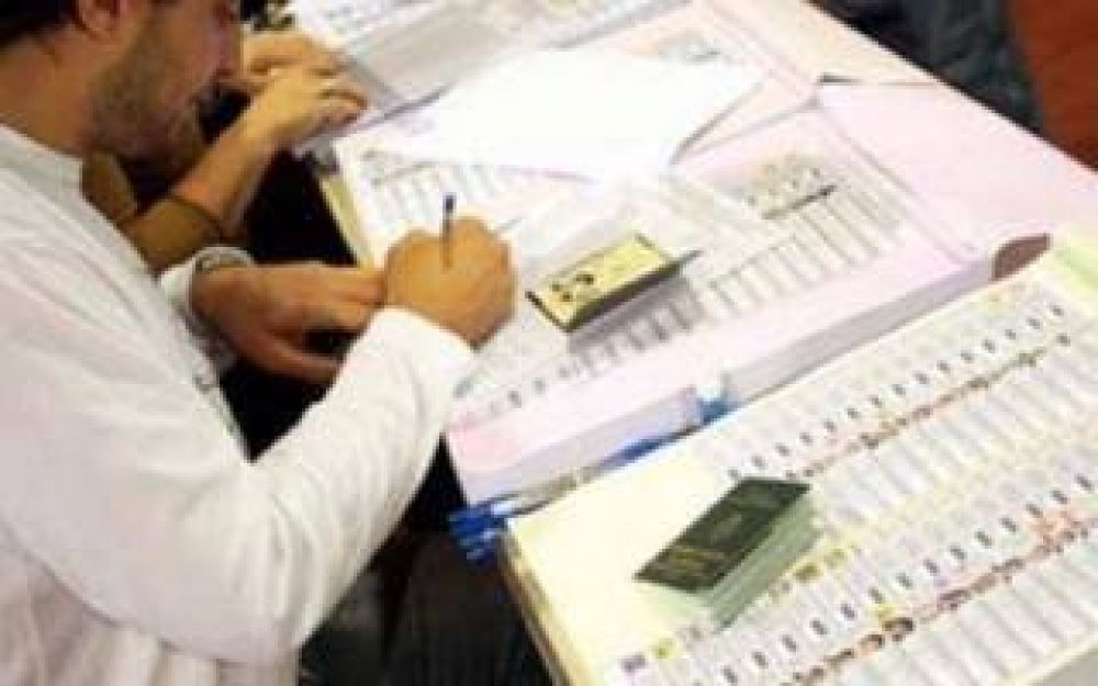 Elecciones 2015: Informe sobre asistencia de autoridades de mesa
