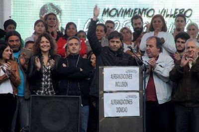 Con la presencia de los candidatos del FPV se realiz� el Congreso Villero para reclamar la urbanizaci�n de las villas porte�as